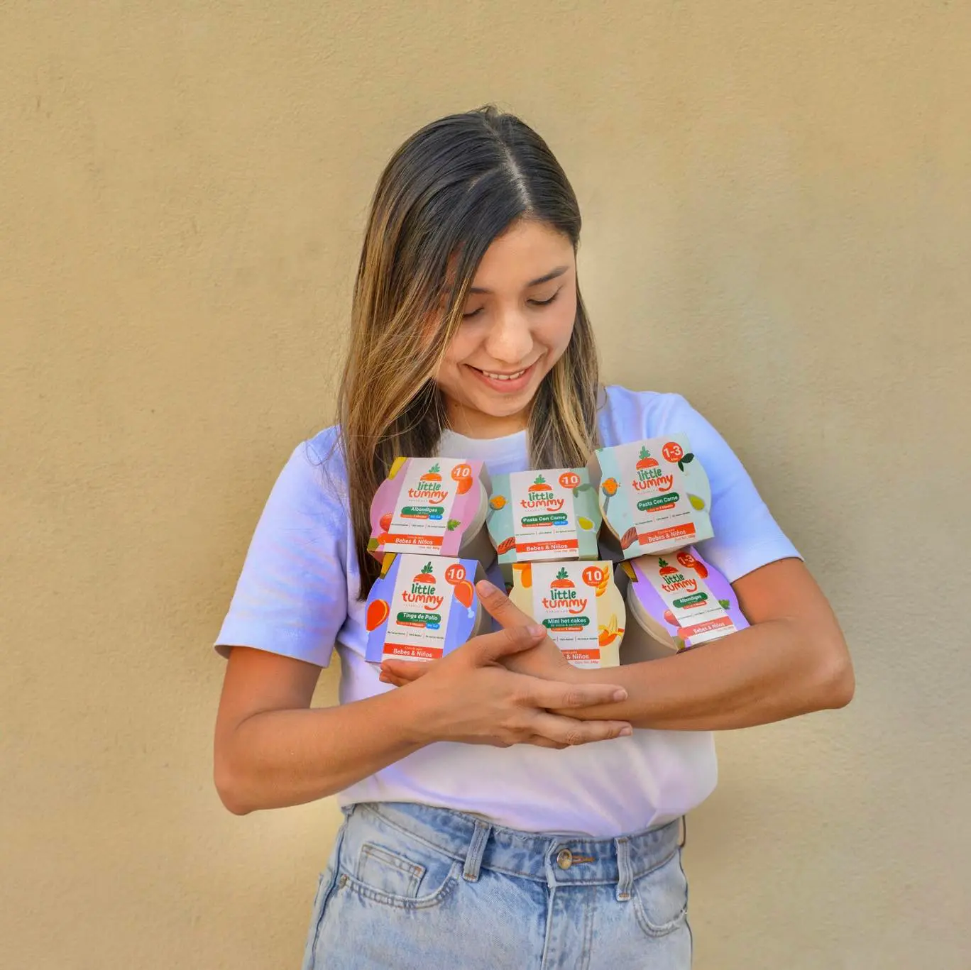 Karen Martínez - Little Tummy